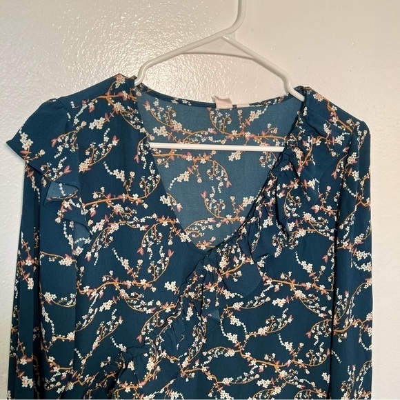 Melrose and Market Long Sleeve Ruffle Top Japanese Branches - Picture 3 of 12